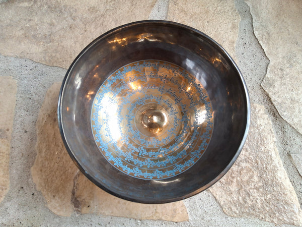 Bowl 925: 9.5" Thangka Art Work Himalayan Singing Bowl 170/179 Hz F3-46/F3+46