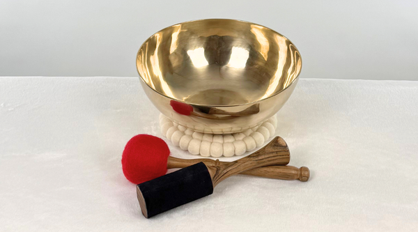 Bowl 1104: 9.5" Premium Concert Singing Bowl 94 Hz F#2 +28