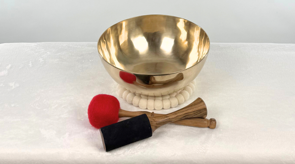 Bowl 1106: 9.5" Premium Concert Singing Bowl 97 Hz G2 -18