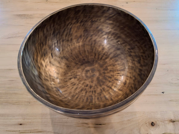 Bowl 739: 14.5" Tiger Finish Himalayan Singing Bowl 108 HZ A2-32