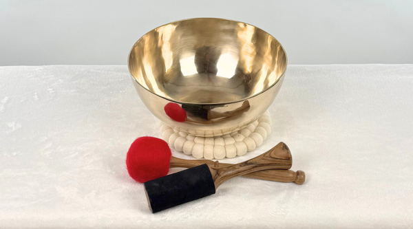 Bowl 1117: 9" Premium Concert Singing Bowl 108 Hz A2 -32