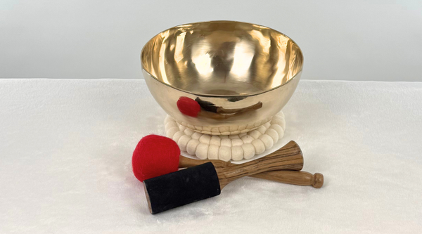 Bowl 1120: 9" Premium Concert Singing Bowl 114 Hz A#2 -38